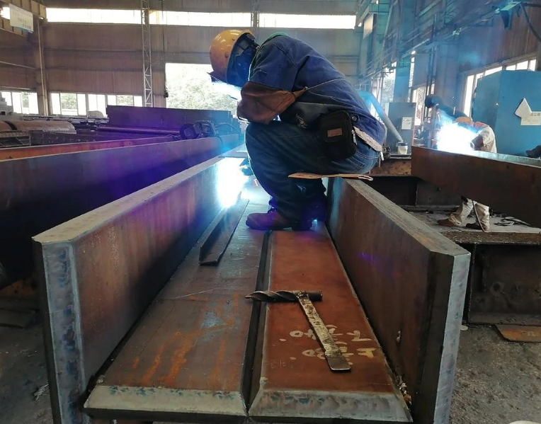 零基础铆焊技巧视频教程:手把手教你完成第一个专业铆接-大连富泓机械有限公司