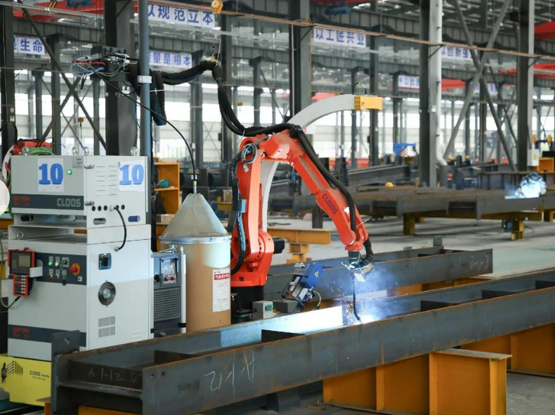 机器人自动化铆焊加工如何提升生产效率和一致性-大连富泓机械有限公司