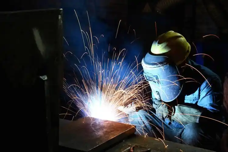 焊接与连接技术全解析：紧固之选与强度排序-大连富泓机械有限公司