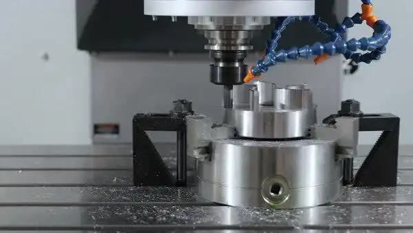 CNC铣削加工的精度可以达到什么级别？-大连富泓机械有限公司