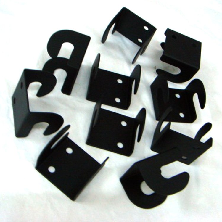 如何选择合适的五金冲压供应商-大连富泓机械有限公司