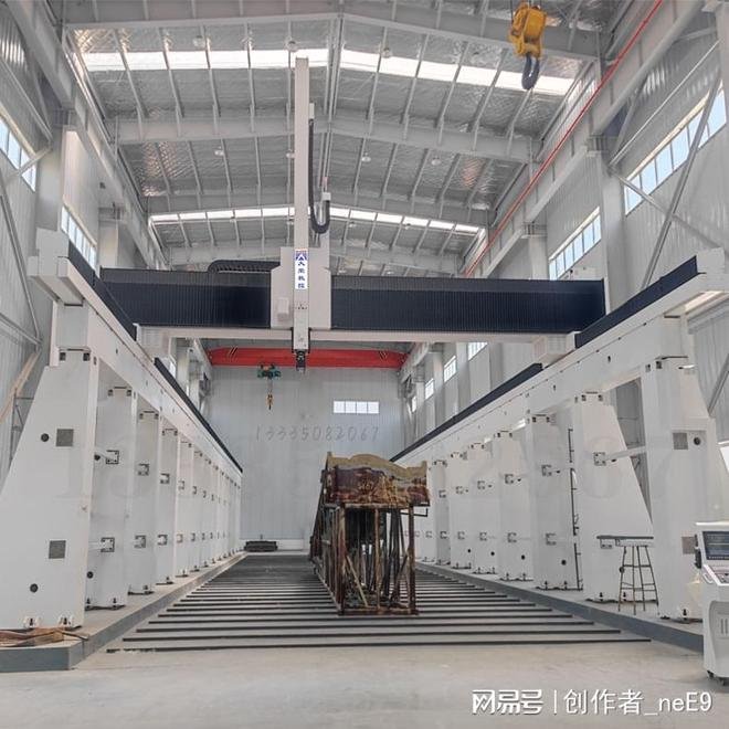 五轴数控加工机床_五轴联动加工中心_五轴加工曲面光洁度