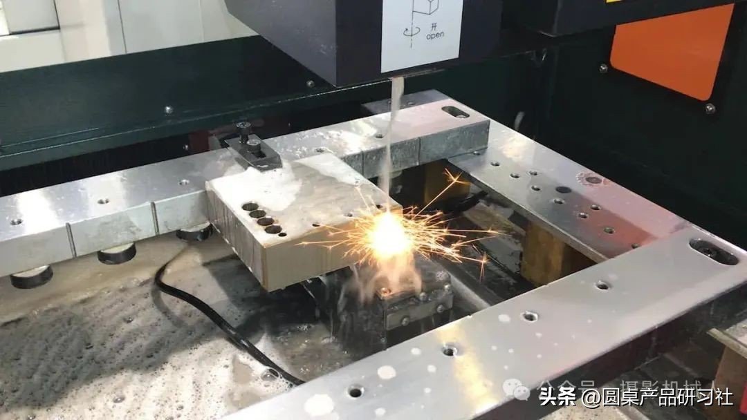 机械加工工艺种类_镗削加工编程实例_车削加工方法