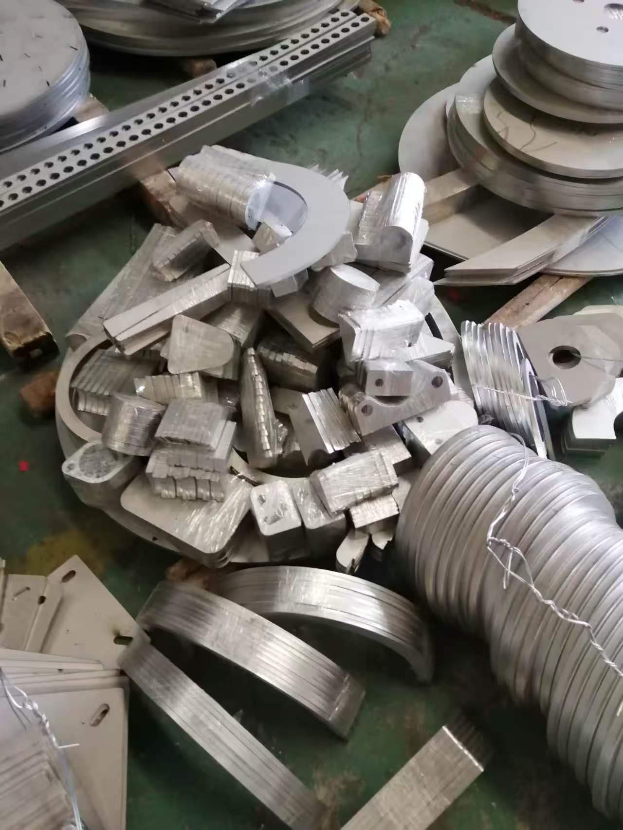 钣金加工供应商选购标准_选择靠谱钣金加工供应商_钣金加工新技术应用